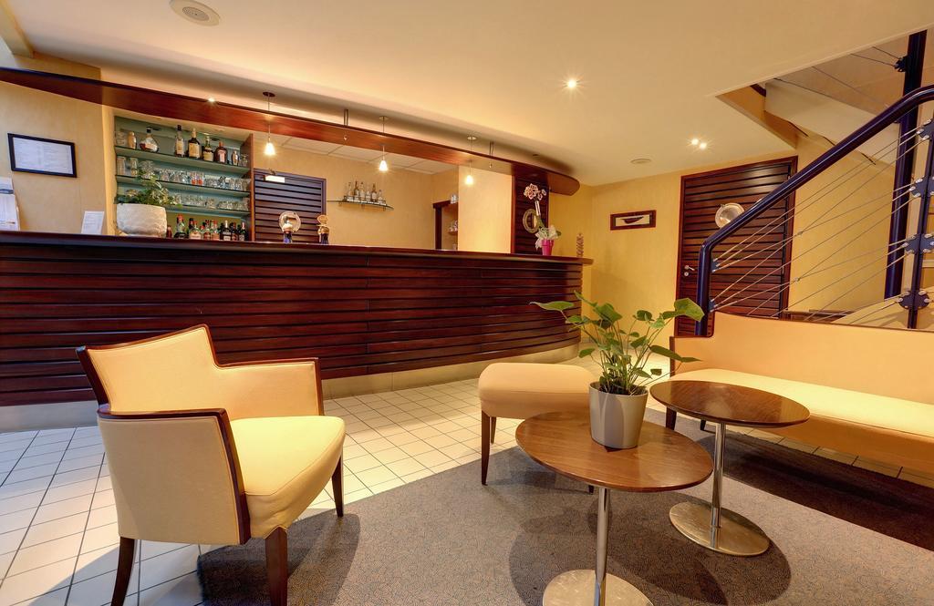 Hôtel Restaurant l'Hirondelle Dunkirk Chambre photo